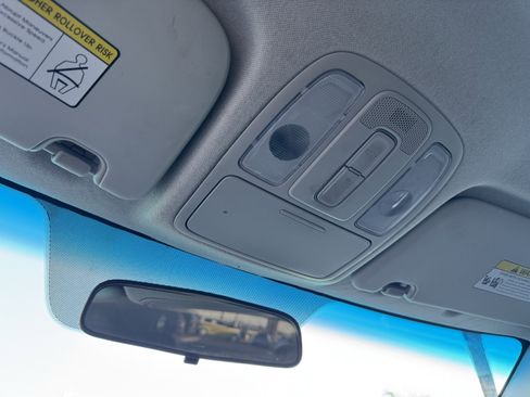 Used 2019 Kia Soul + image 28