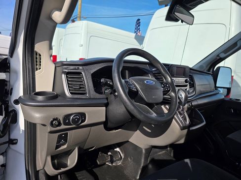 Used 2024 Ford Transit 250 148 High Roof RWD image 16
