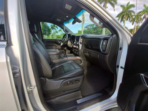 Used 2019 GMC Sierra 1500 SLT RWD image 38