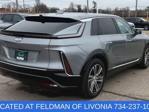 Used 2024 Cadillac Lyriq Luxury image 8