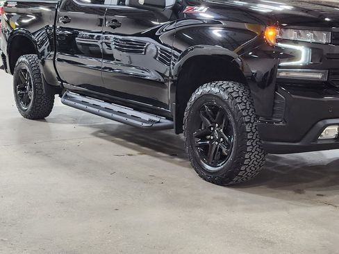 Used 2020 Chevrolet Silverado 1500 LT Trail Boss image 16