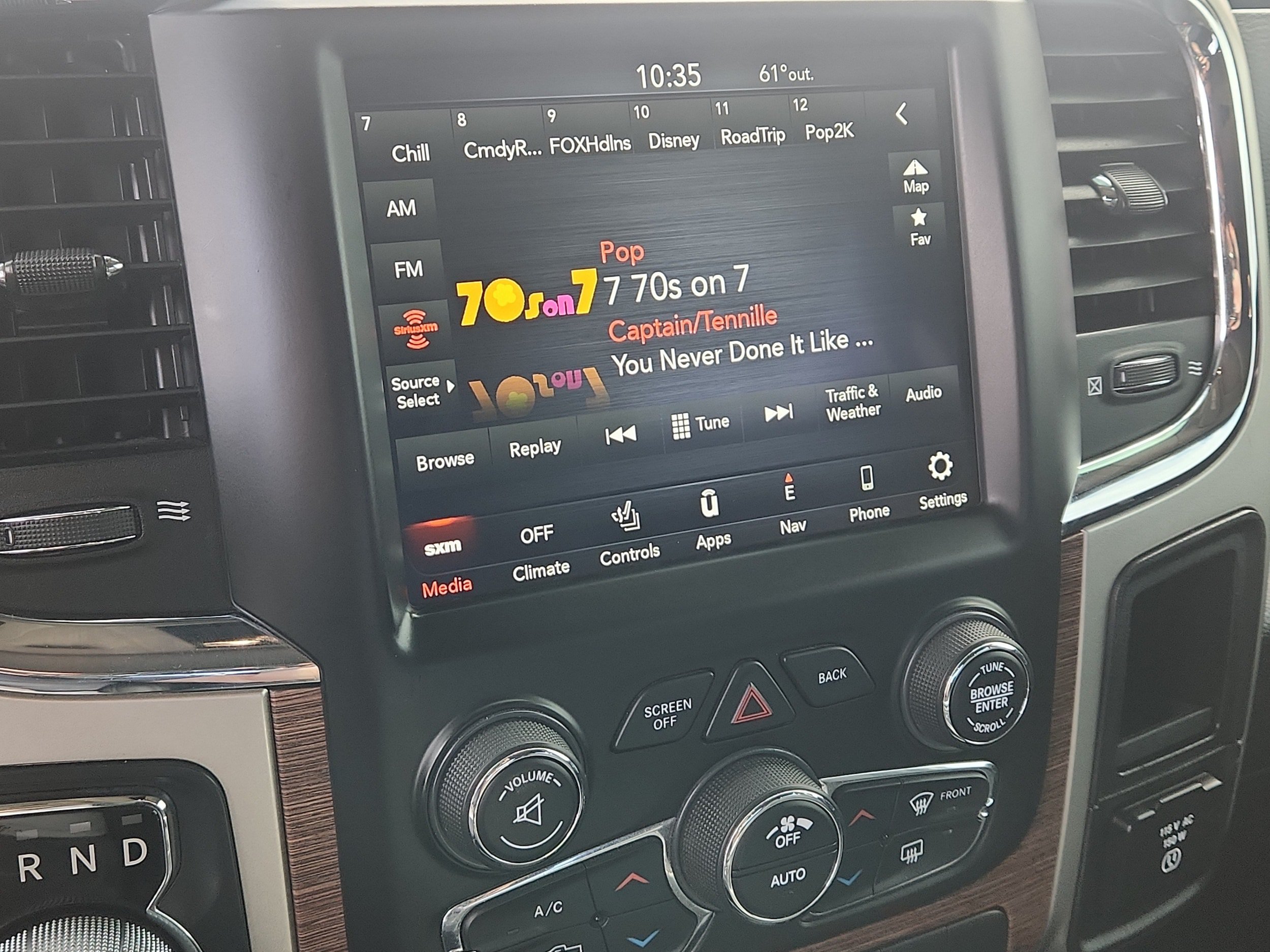 Used 2018 RAM 1500 Laramie w/ Protection Group AWD/4WD image 17