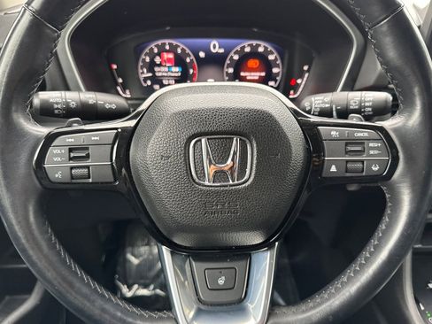 Used 2023 Honda Pilot Elite image 16