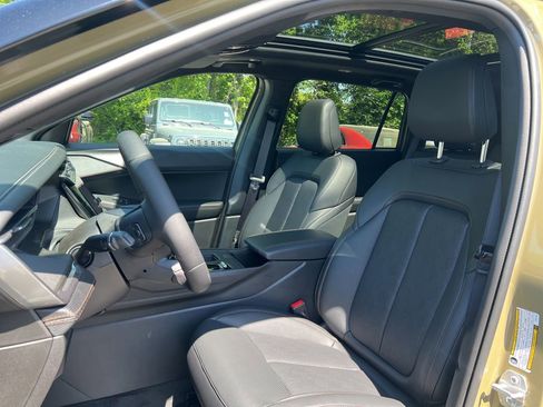 New 2026 Jeep Cherokee Overland w/ Advanced Pro Tech Group AWD/4WD image 15