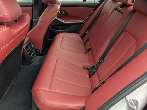 Used 2025 BMW 330i xDrive Sedan w/ M Sport Package image 20