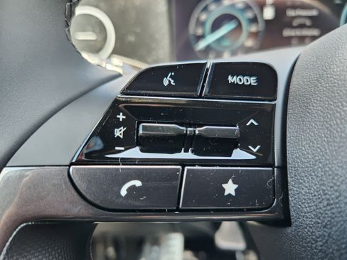 New 2025 Hyundai Elantra Sport image 12
