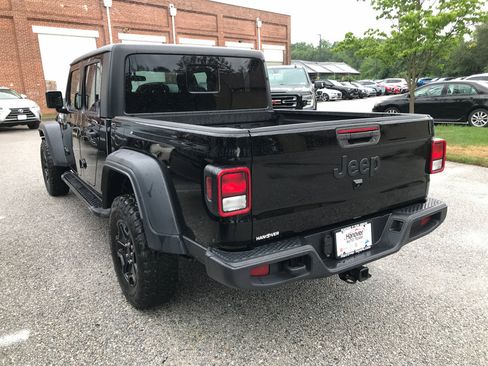 Used 2020 Jeep Gladiator Sport AWD/4WD image 5