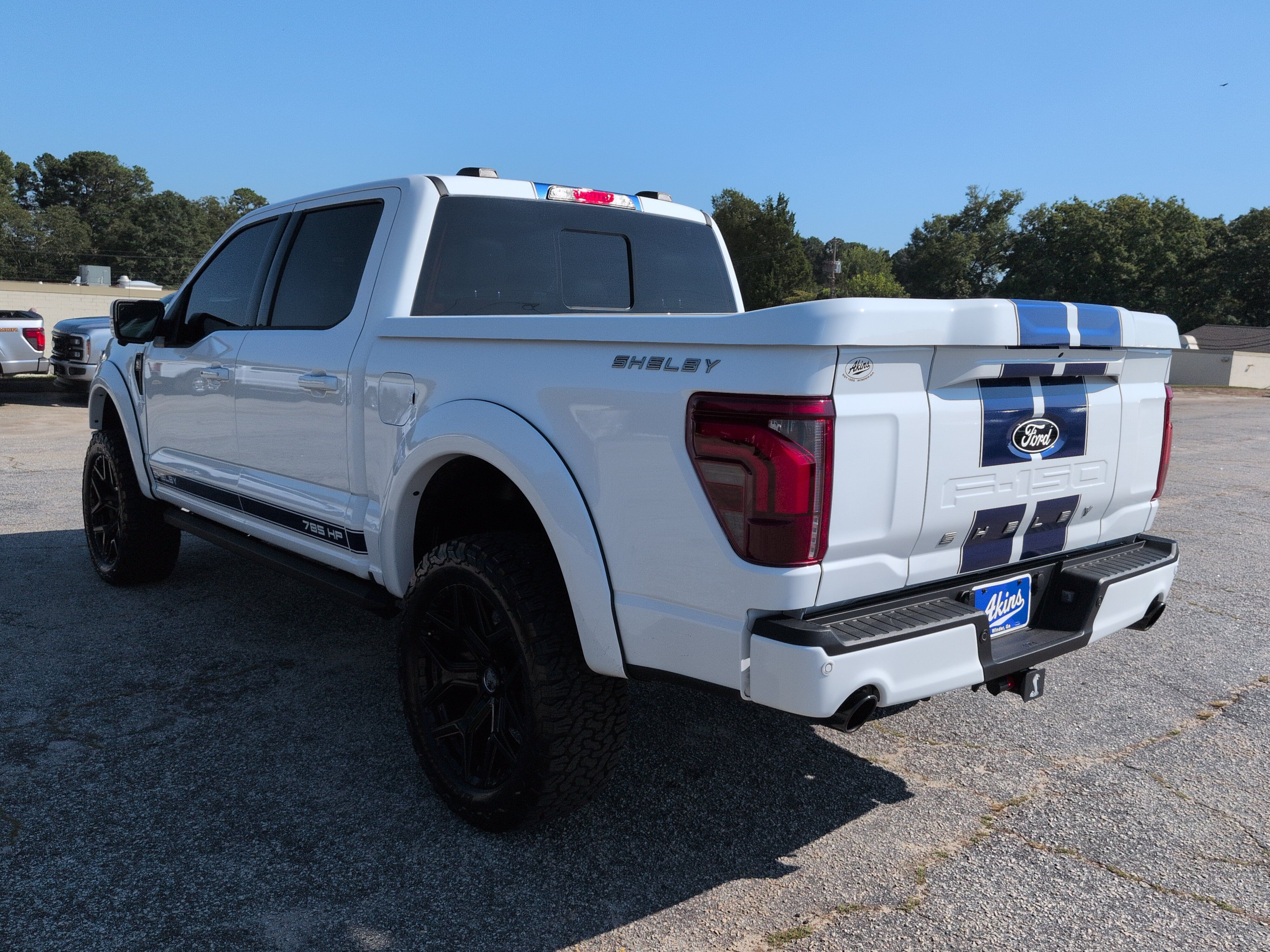 Used 2025 Ford F150 Lariat w/ Equipment Group 502A High AWD/4WD image 5