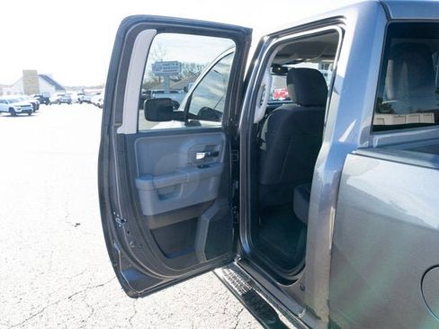 Used 2019 RAM 1500 Classic Warlock w/ Electronics Group image 11