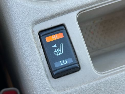 Used 2020 Nissan Rogue SV AWD/4WD image 15