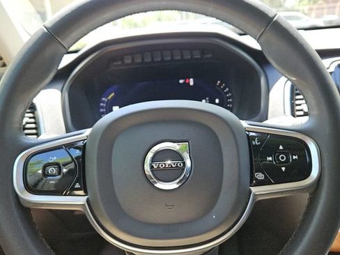 Used 2023 Volvo XC90 B6 Plus w/ Protection Package Premier AWD/4WD image 22