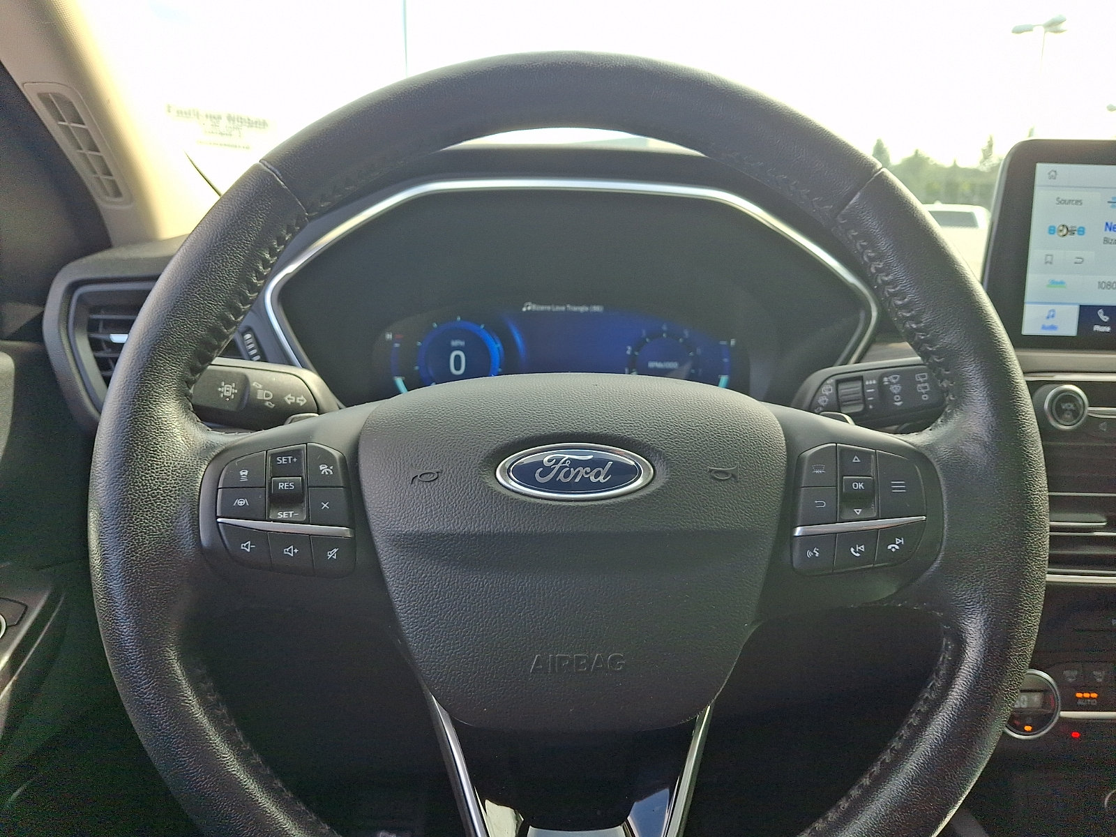 Used 2020 Ford Escape Titanium AWD/4WD image 19