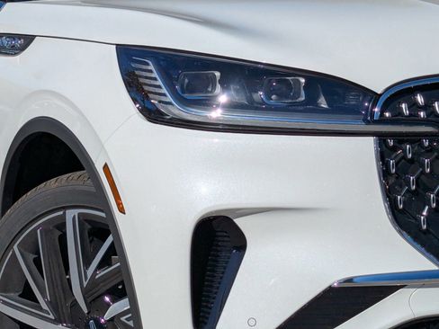 New 2025 Lincoln Aviator Reserve w/ Equipment Group 201A image 7