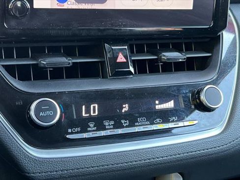 Certified 2023 Toyota Corolla Cross LE FWD image 22