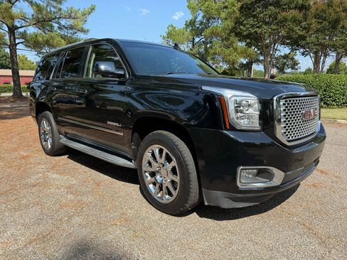 Used 2015 GMC Yukon Denali w/ Open Road Package image 7