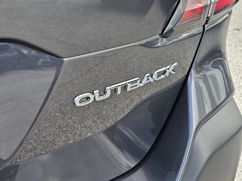 Certified 2025 Subaru Outback Premium AWD/4WD image 8