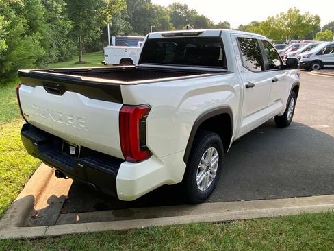 Used 2024 Toyota Tundra SR5 w/ SR5 Convenience Package AWD/4WD image 32