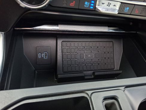 Used 2023 Ford F150 Limited image 25