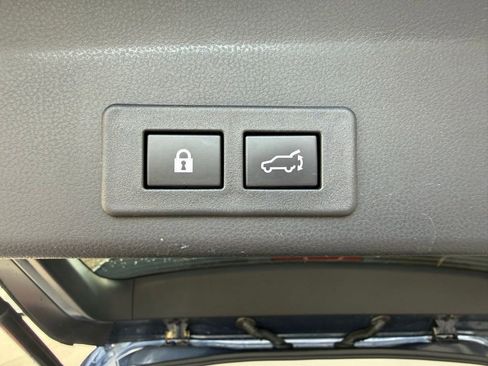 Used 2025 Subaru Ascent Premium AWD/4WD image 28