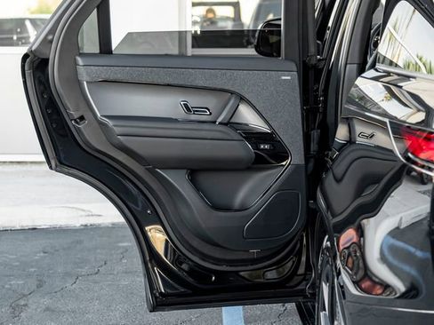 Used 2024 Land Rover Range Rover Sport Dynamic SE image 20