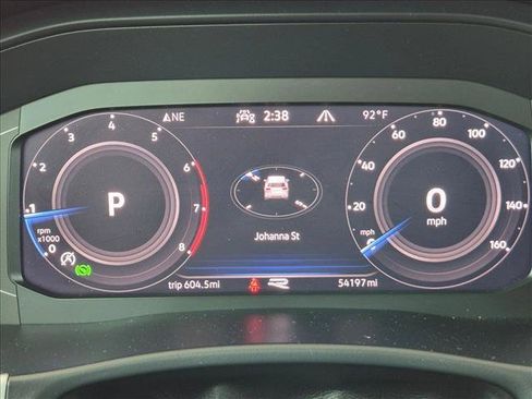 Used 2022 Volkswagen Atlas Cross Sport SEL R-Line w/ Cross Sport MDO Package AWD/4WD image 9