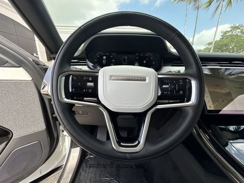 Used 2024 Land Rover Range Rover Sport SE AWD/4WD image 14