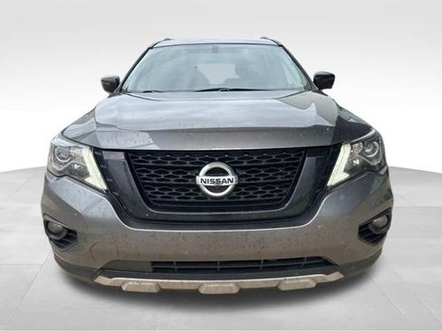 Used 2019 Nissan Pathfinder SL FWD image 3
