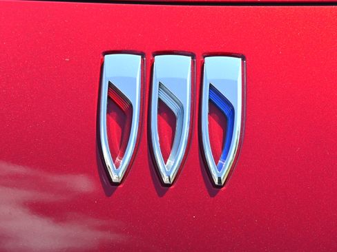 Used 2024 Buick Envista Avenir image 34