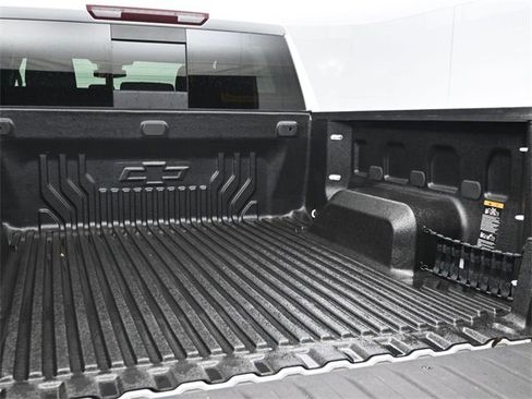 Used 2024 Chevrolet Silverado 1500 RST w/ Convenience Package II image 8