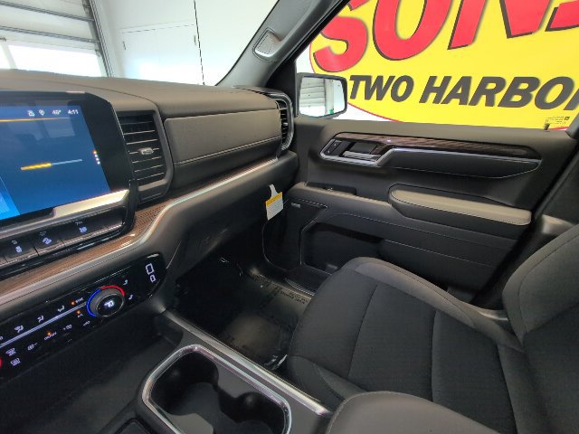 New 2026 Chevrolet Silverado 1500 RST w/ Safety Package AWD/4WD image 25