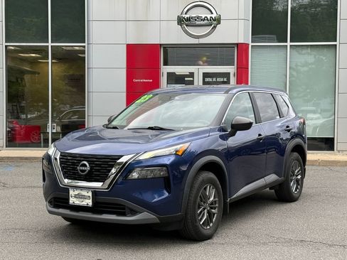 Used 2023 Nissan Rogue S AWD/4WD image 1