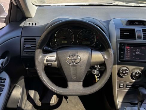 Used 2013 Toyota Corolla S w/ Premium Pkg FWD image 13