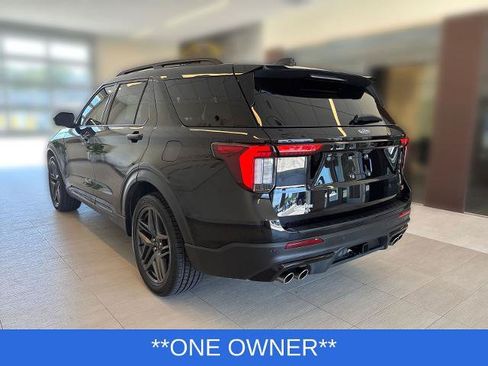 Certified 2025 Ford Explorer ST RWD image 3