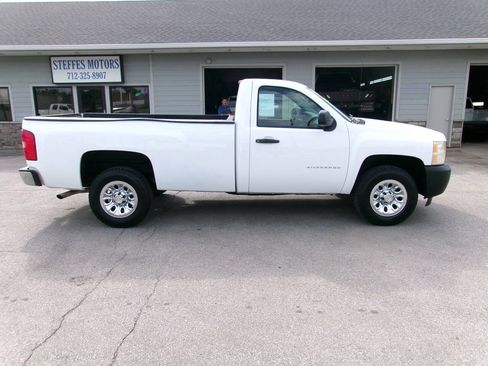 Used 2011 Chevrolet Silverado 1500 W/T AWD/4WD image 6