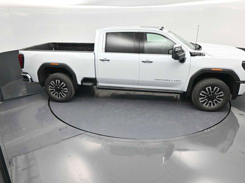 New 2026 GMC Sierra 2500 Denali Ultimate image 34