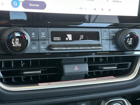 Certified 2025 Toyota Grand Highlander LE image 26