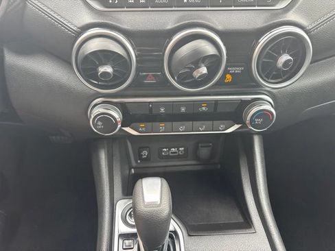 Used 2025 Nissan Sentra SV FWD image 13