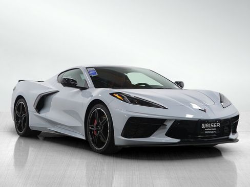 Used 2023 Chevrolet Corvette Stingray Preferred Cpe w/ Z51 Performance Package image 7