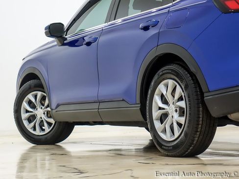 Used 2023 Honda CR-V LX image 11