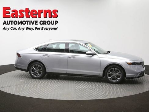 Used 2025 Honda Accord EX-L image 42