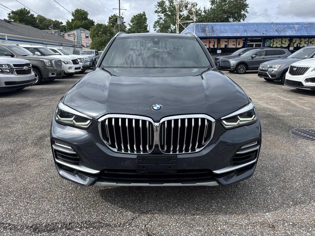 Used 2019 BMW X5 xDrive40i w/ Convenience Package AWD/4WD image 2
