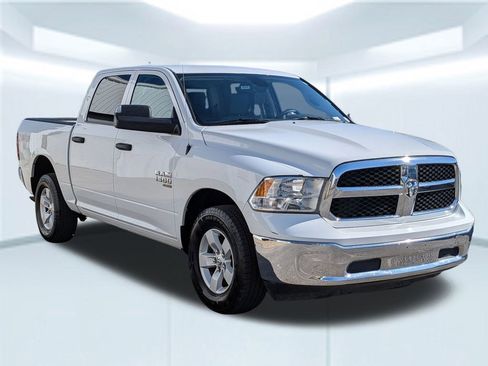 Used 2023 RAM 1500 Classic SLT w/ Trailer & Traction Group image 8