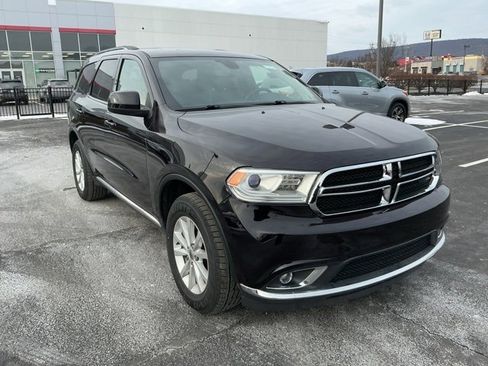 Used 2020 Dodge Durango SXT image 3