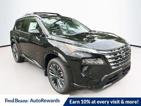 New 2026 Nissan Rogue Platinum AWD/4WD image 1