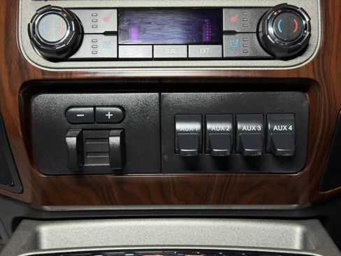 Used 2012 Ford F350 Lariat w/ Lariat Ultimate Pkg AWD/4WD image 31