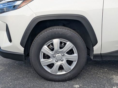 Used 2025 Toyota RAV4 LE image 11