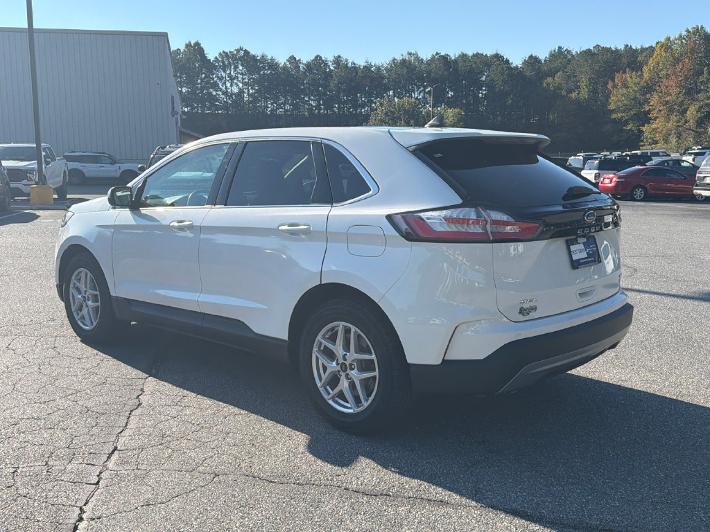 Used 2023 Ford Edge SEL w/ Convenience Package AWD/4WD image 5