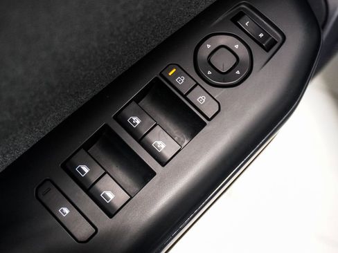 Used 2025 Kia K4 EX FWD image 21