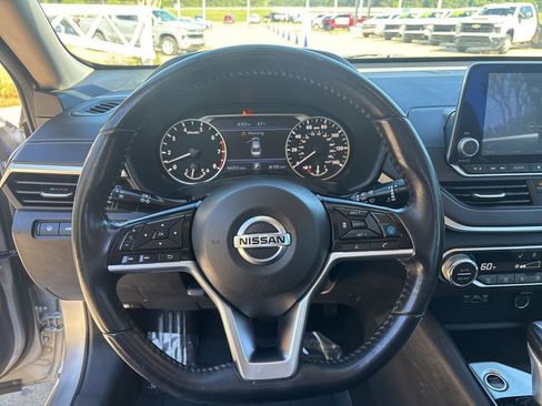 Used 2019 Nissan Altima 2.5 SV image 28