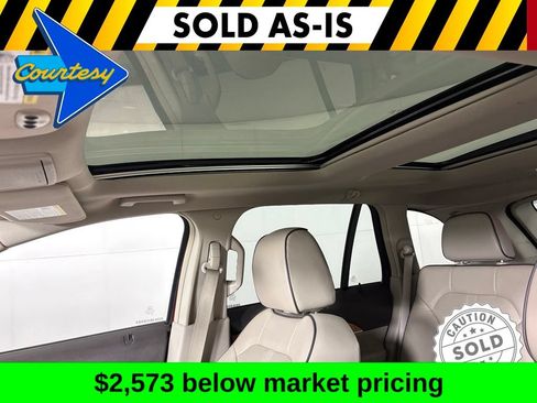 Used 2013 Lincoln MKX AWD image 33
